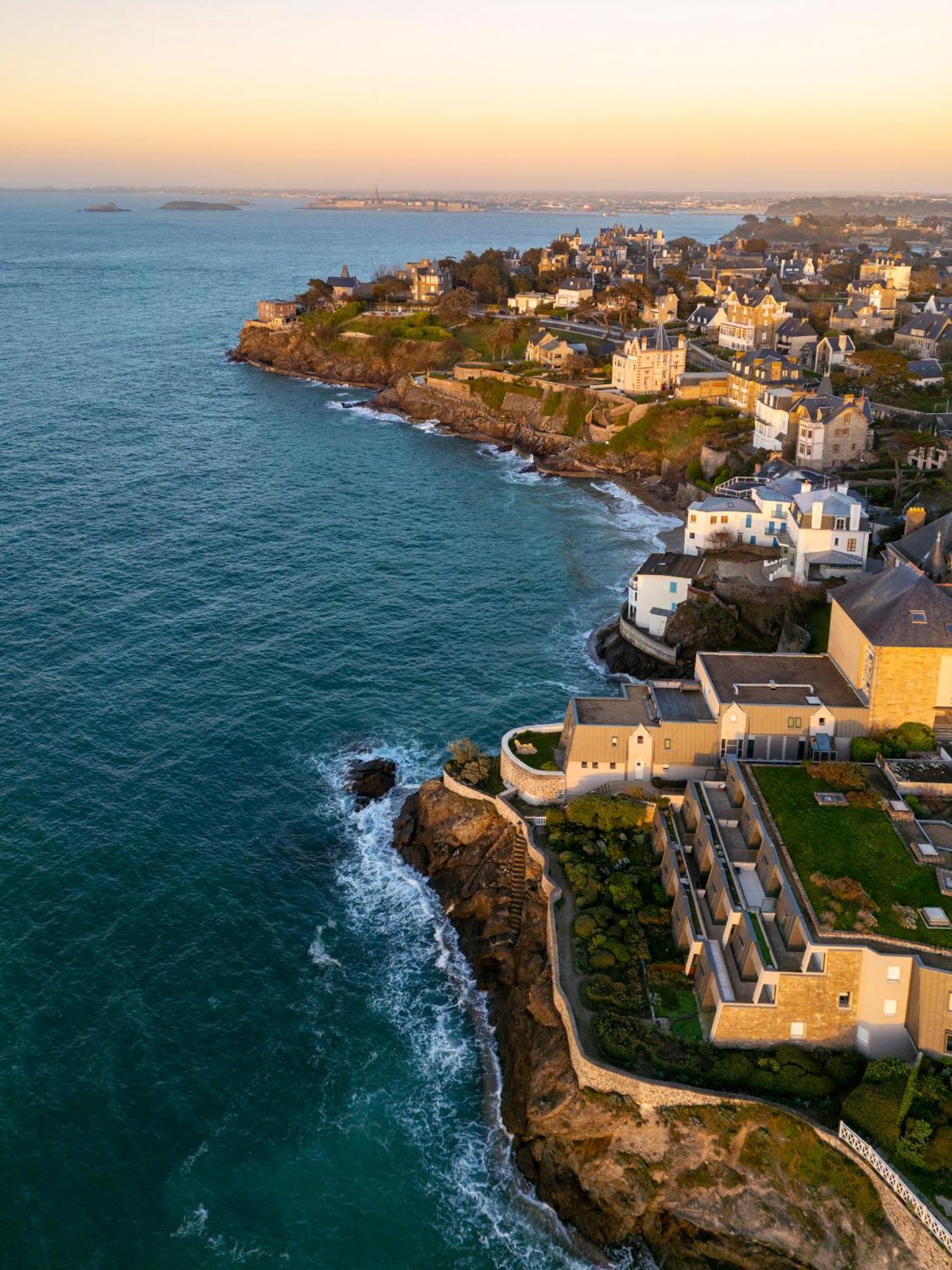 Hôtel Le Nautilus Saint-Malo Exterior foto